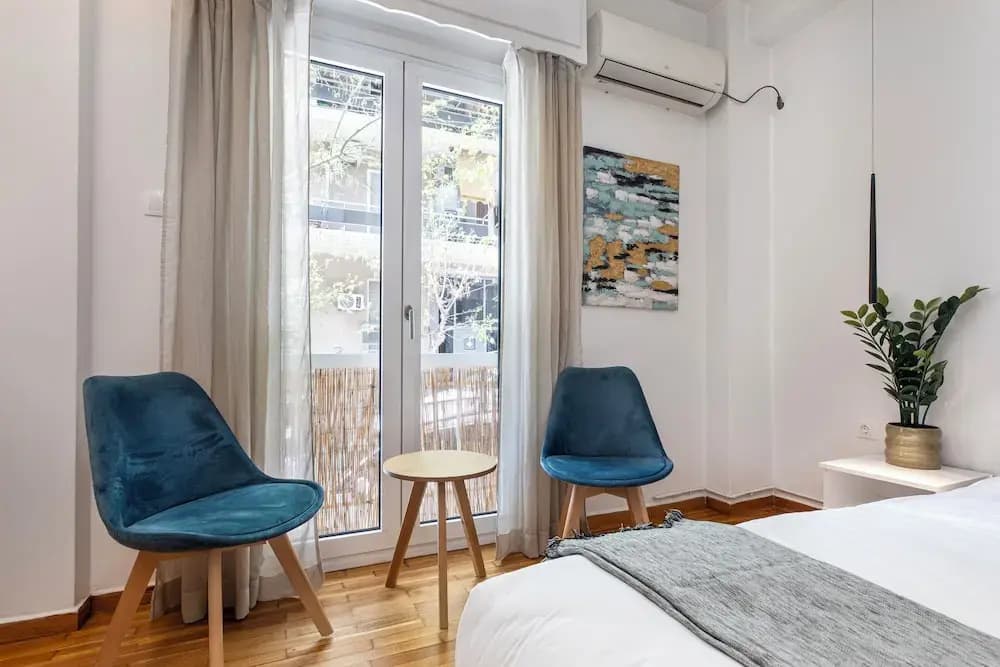 Viora Stunning Deluxe Studio in Athens - photo 18