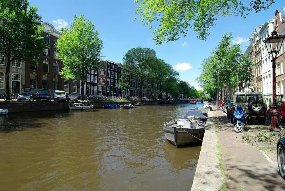 1637 Historic Canal View Suites - photo 15