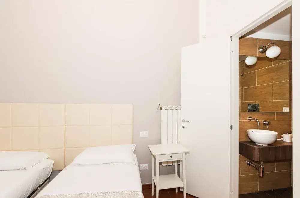 Vatican Apartment One - photo 3