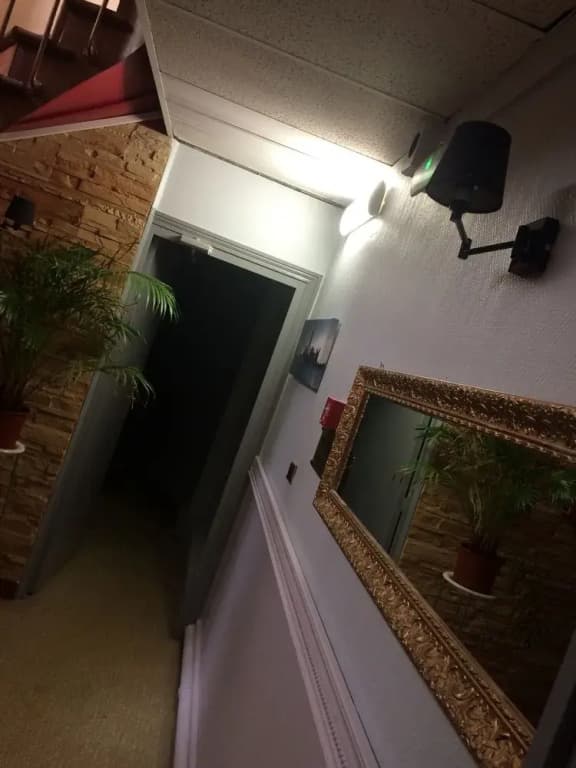 Marys Hotel - photo 14