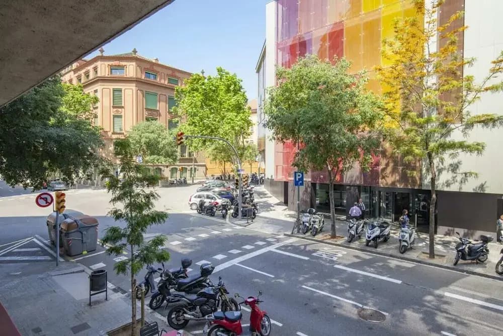 Cozy 2 Bedroom Next To Arc De Triomf - photo 10