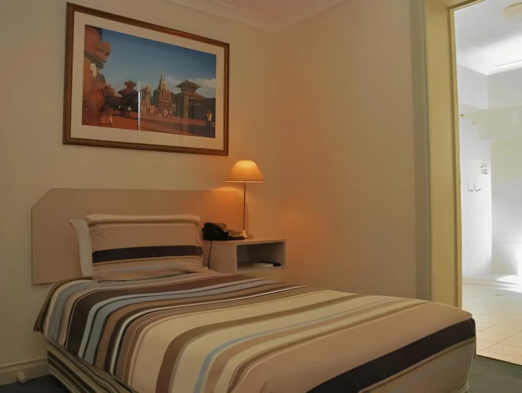 Brunswick Tower Hotel - photo 6