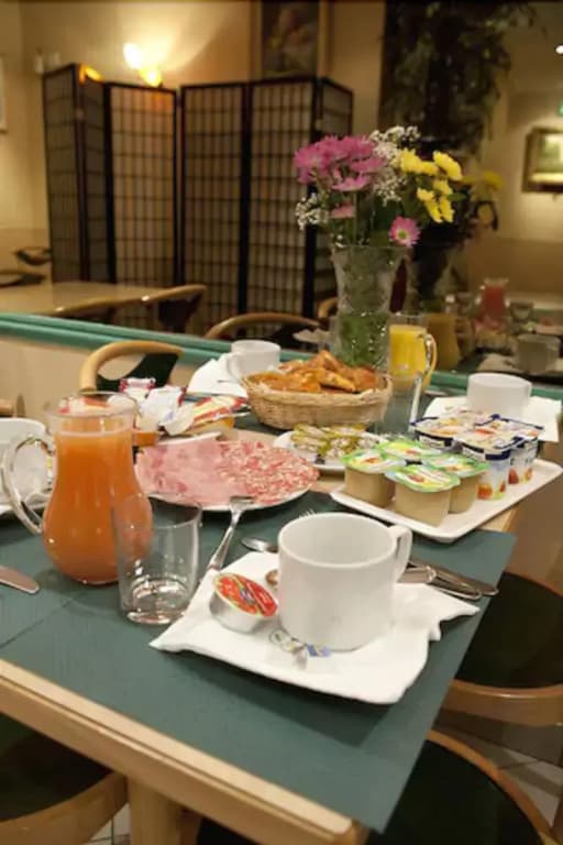 Hotel Transcontinental - photo 10