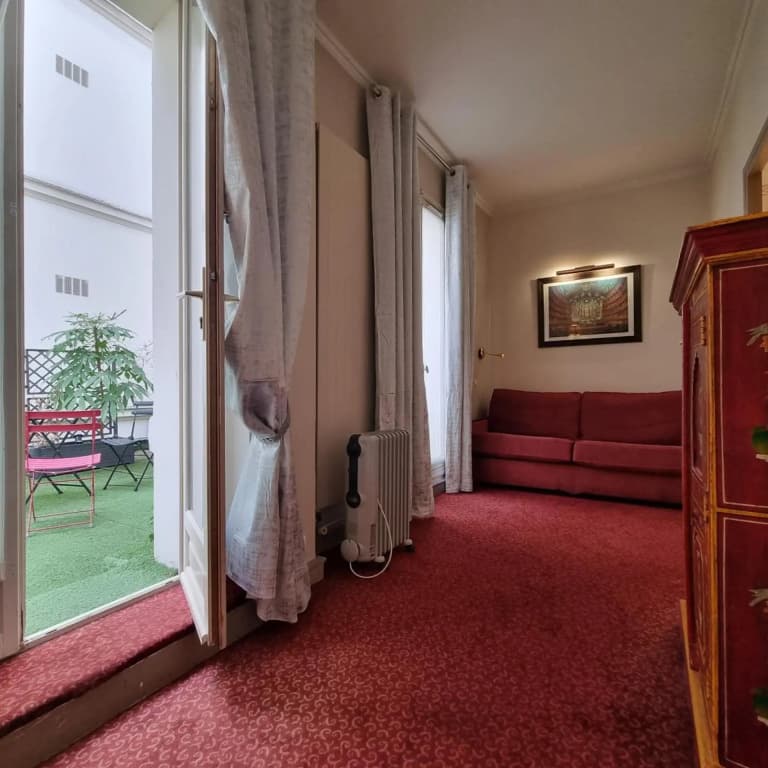 France Eiffel Hotel - photo 36
