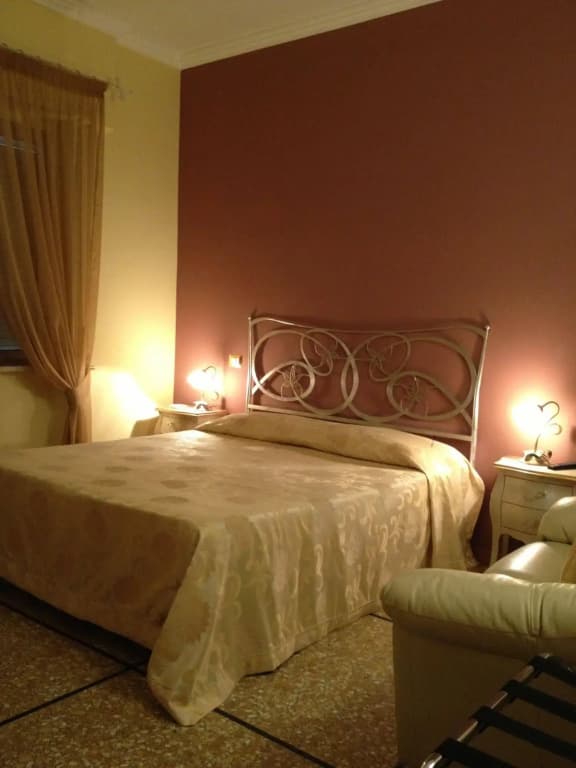 Miriam Guesthouse - photo 4