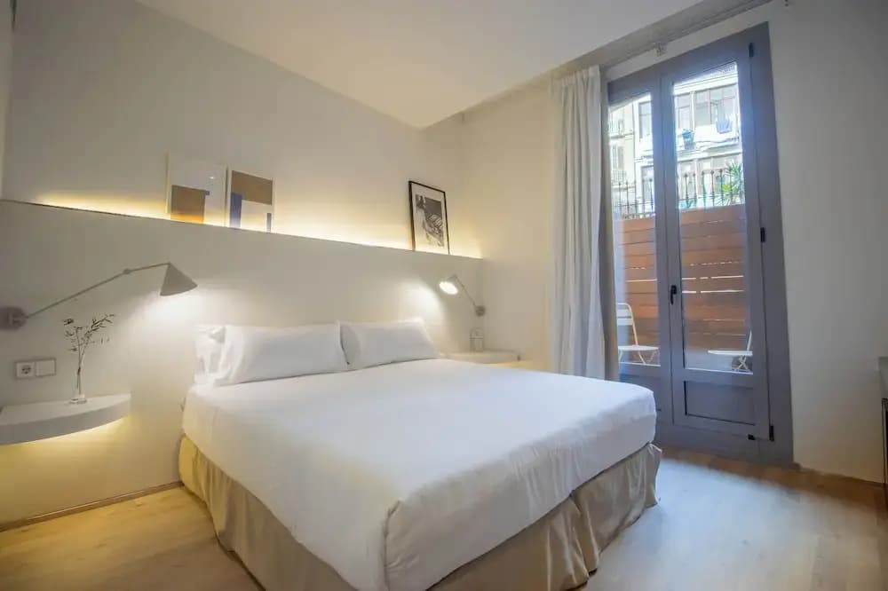 STORNI Barcelona - photo 13