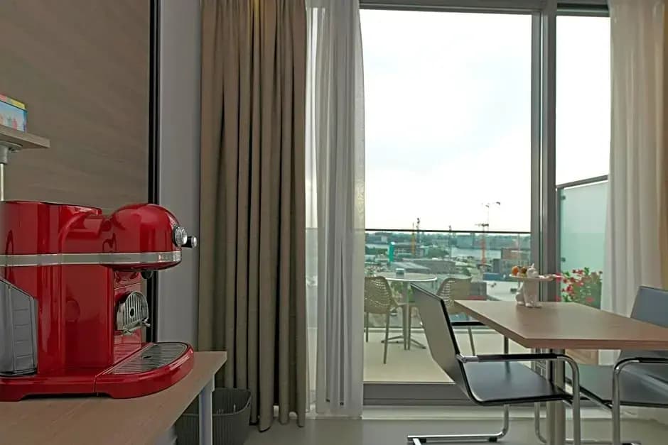Black Jack Suites Amsterdam - photo 3