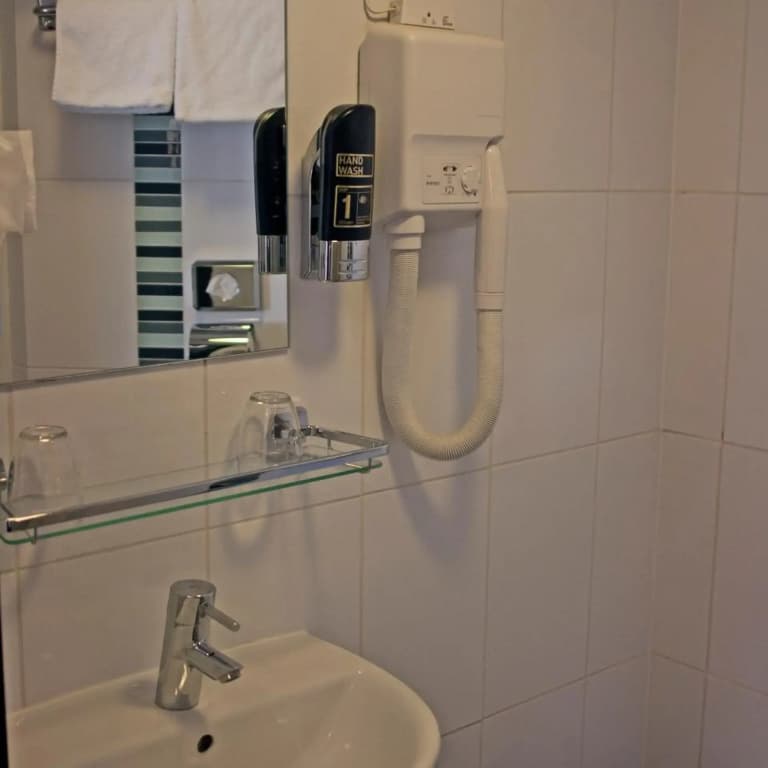 Hotel Allure - photo 32