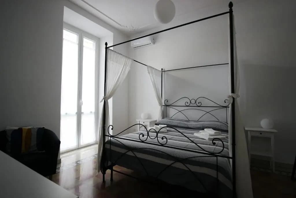 Charming Apartment Near Piramide - photo 2