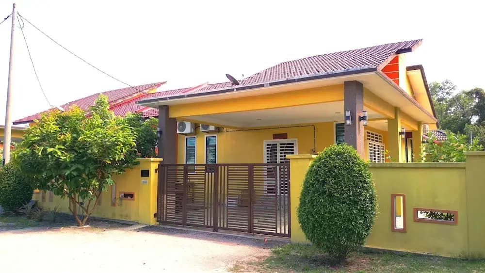 Amera Homestay - photo 1