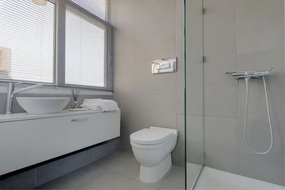 Loft apt w/ Acropolis View - photo 6