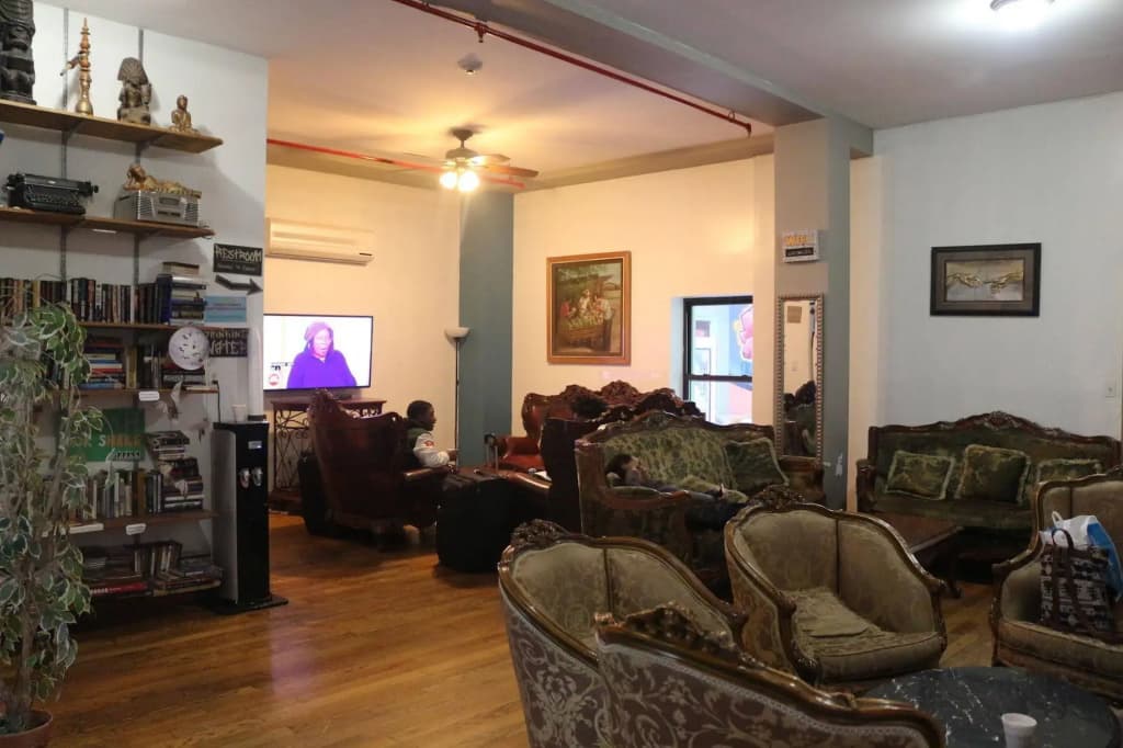 NY Moore Hostel - photo 26