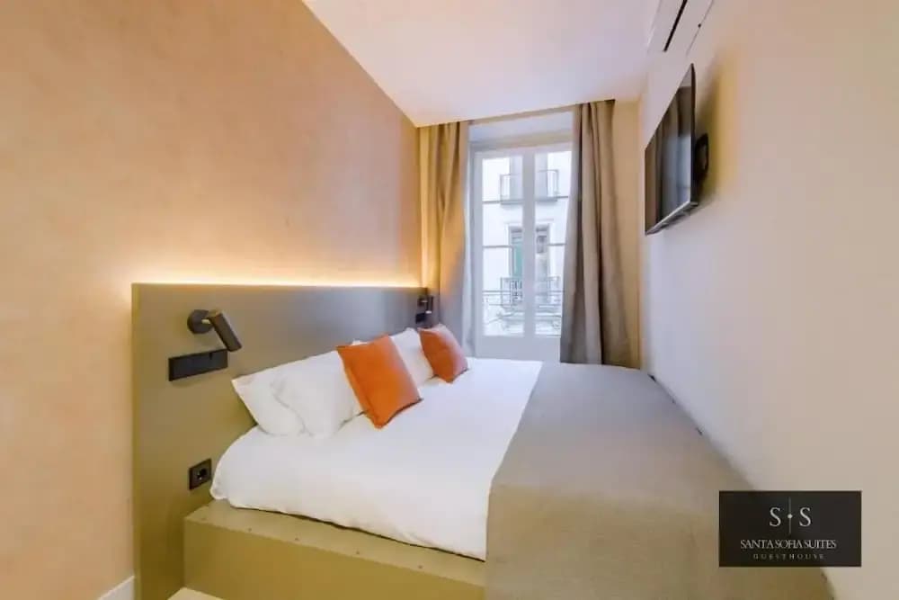 Santa Sofia Suites - photo 2