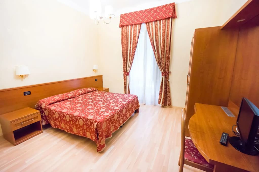 Funny Palace Hostel - photo 4