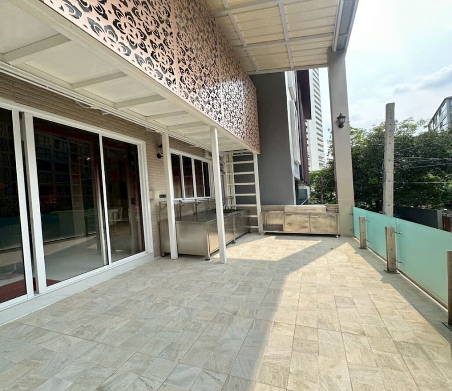 Residence at 49 - photo 11