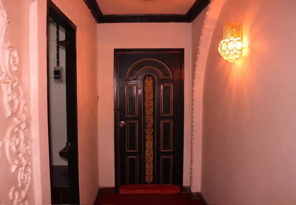 Rohan Guesthouse - photo 10