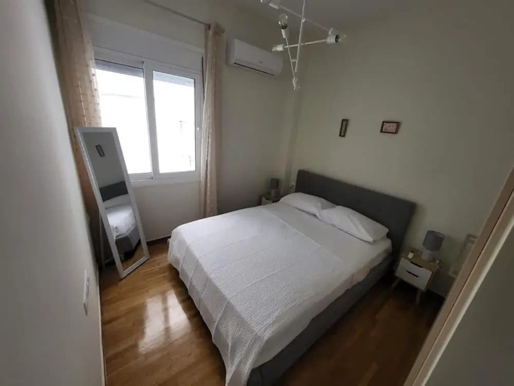 2 bd Renovated Flat at Acropolis - photo 1