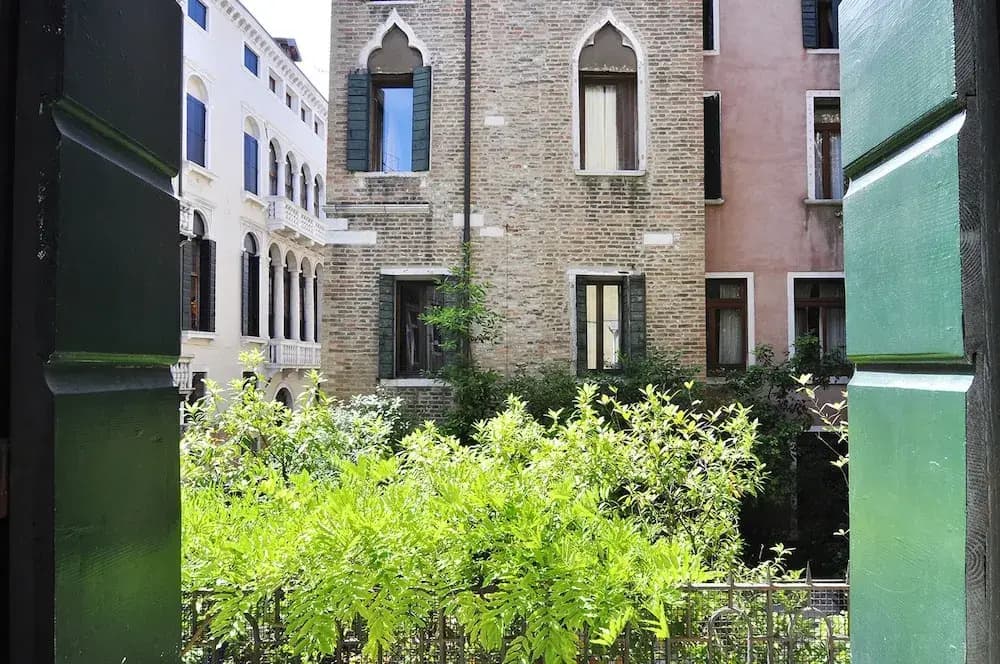 San Marco Apartments - photo 5