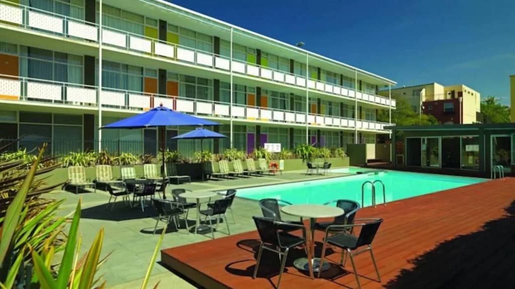 Park Inn By Radisson Melbourne Carlton - photo 22