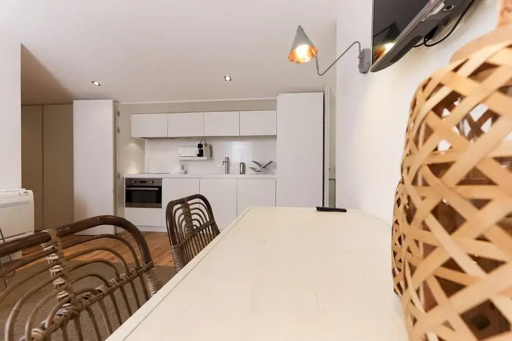Combro Suites by Homing - photo 17