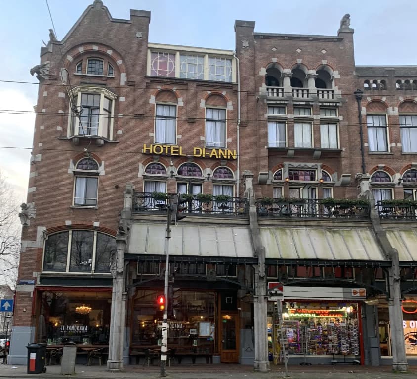 Hotel Di Ann Amsterdam City Centre - photo 1