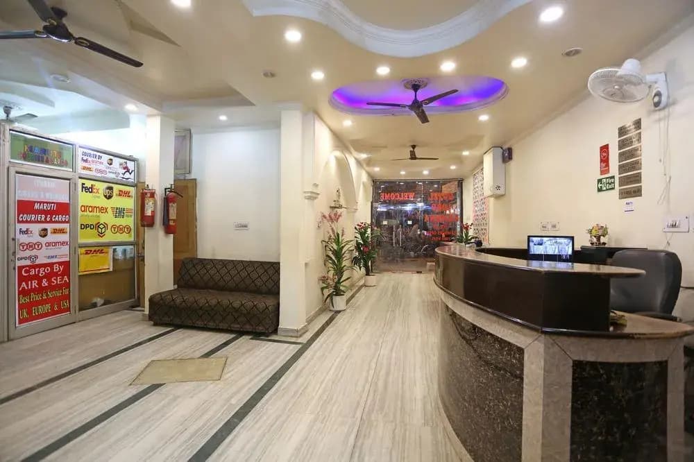 OYO 6124 Lord Krishna Dx Inn - photo 10