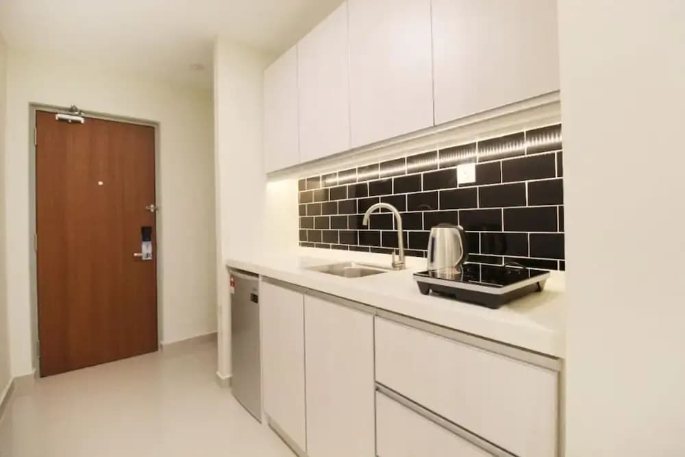 KL Eight Suites - photo 19
