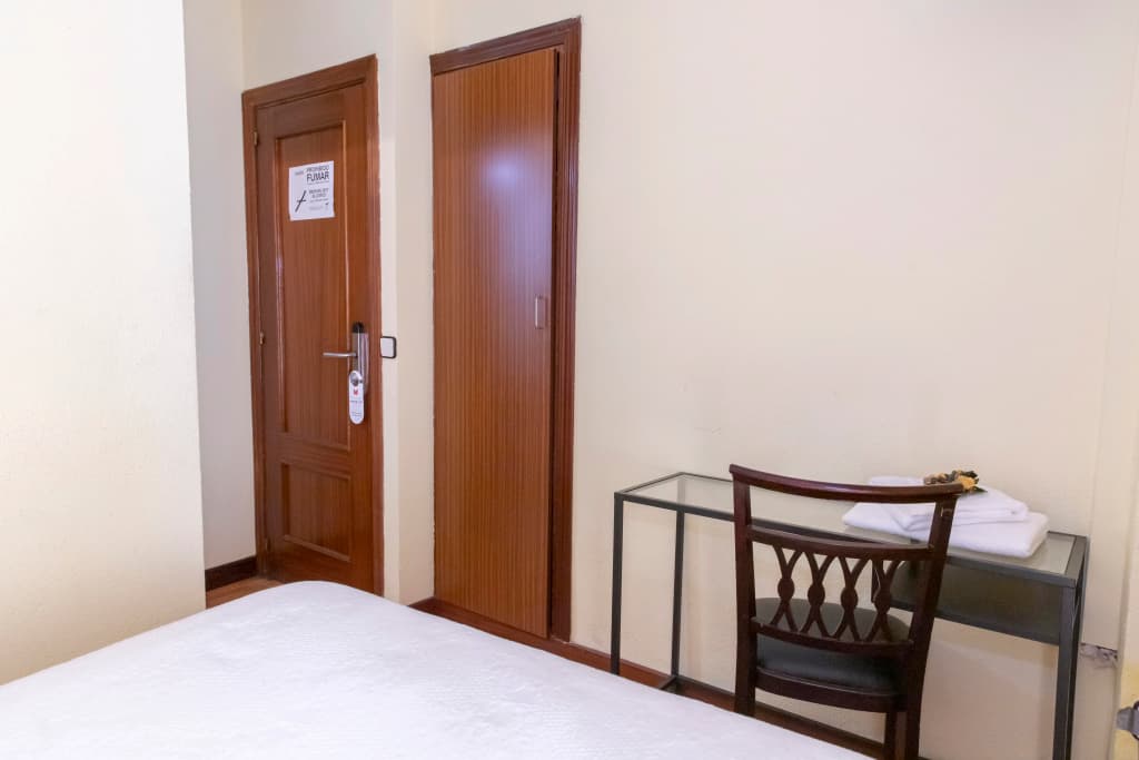 Hostal Tokio - photo 6