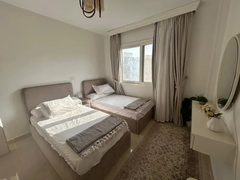 Cozy Retreat in Madinty & Work-Station - photo 1