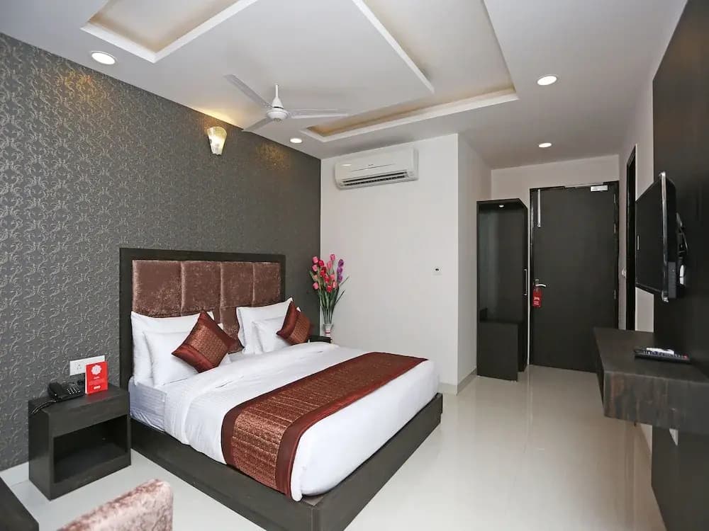 OYO 14769 Hotel Belmonk - photo 6