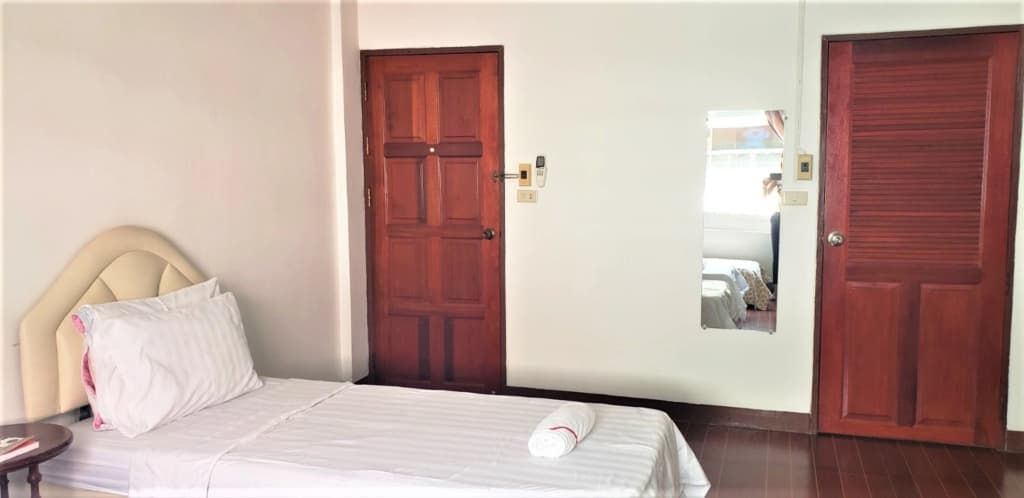 Khun Noy Apartment - photo 4