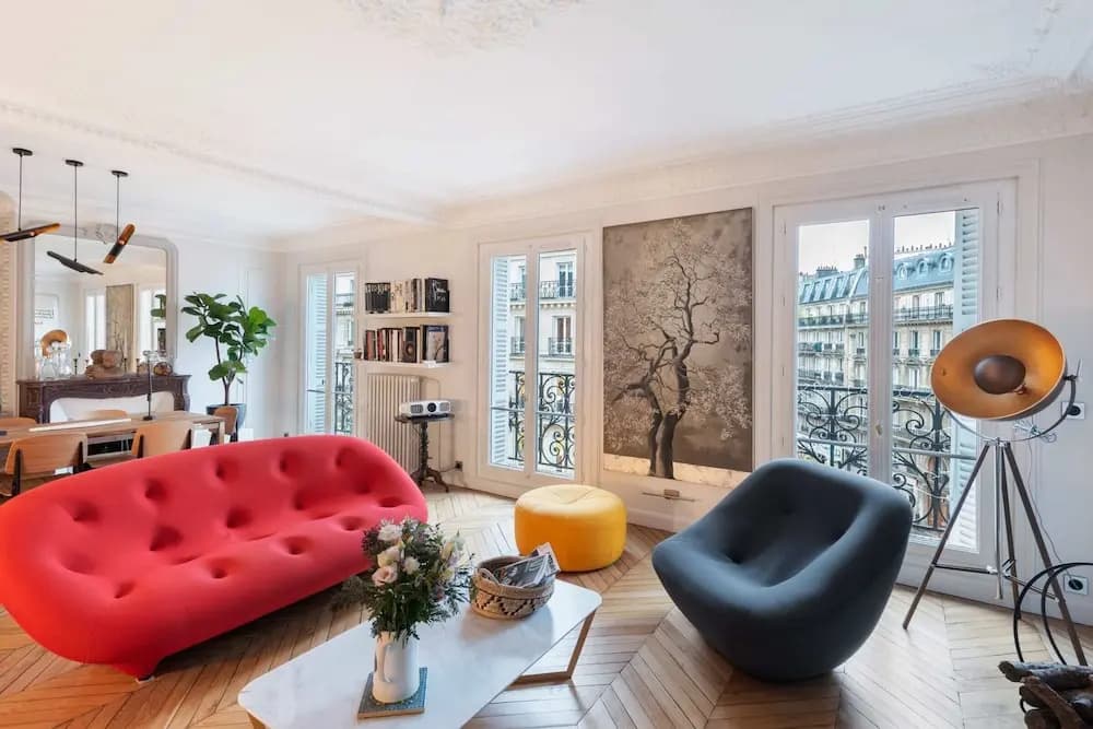 Beautiful Haussmannian Apartment Located in the North of the Marais - Noma - photo 1