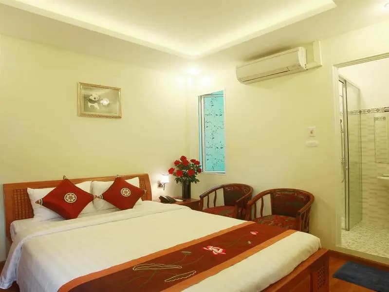 Camellia 5 Hotel - photo 2