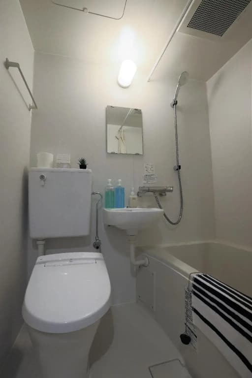 Tokyo Ueno Youth Hostel - photo 8