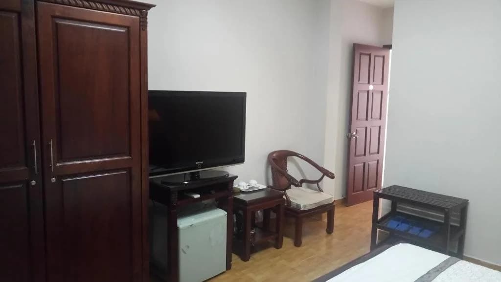 Phu Loc Hotel - photo 2