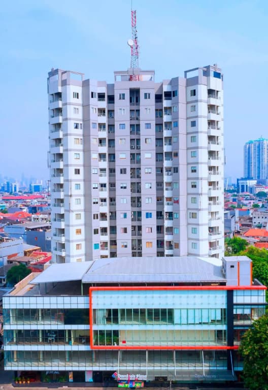 The Gloria Suites Jakarta - photo 28