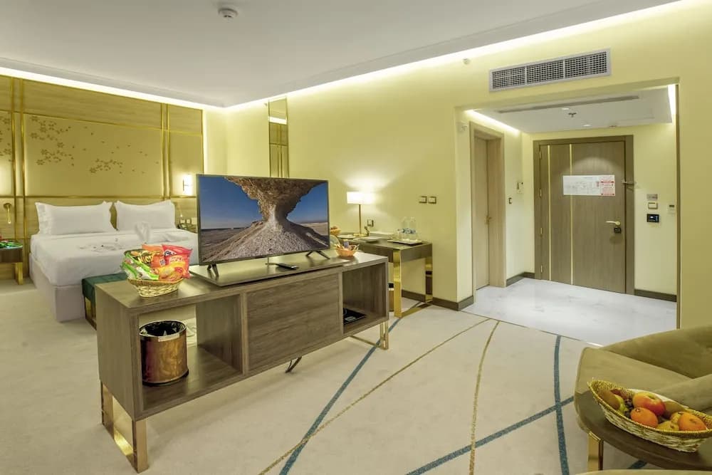 Green Park Hotel - photo 4