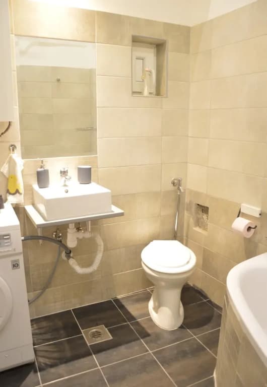Kiraly 88 Apartment - photo 8