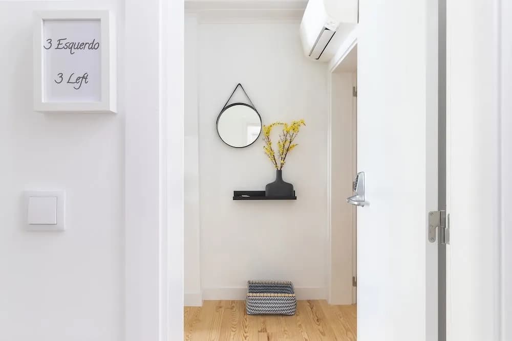 Lisbon Bica Suites Apartments - photo 13
