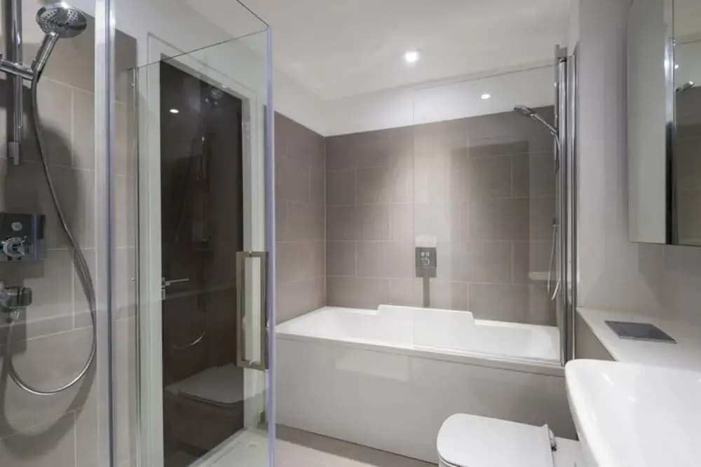 King's Cross Luxury 2BR Suites by Sonder - photo 6