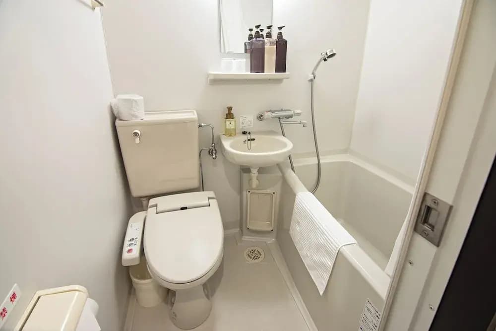 Wonz Shinsaibashi Namba Hotel - photo 44