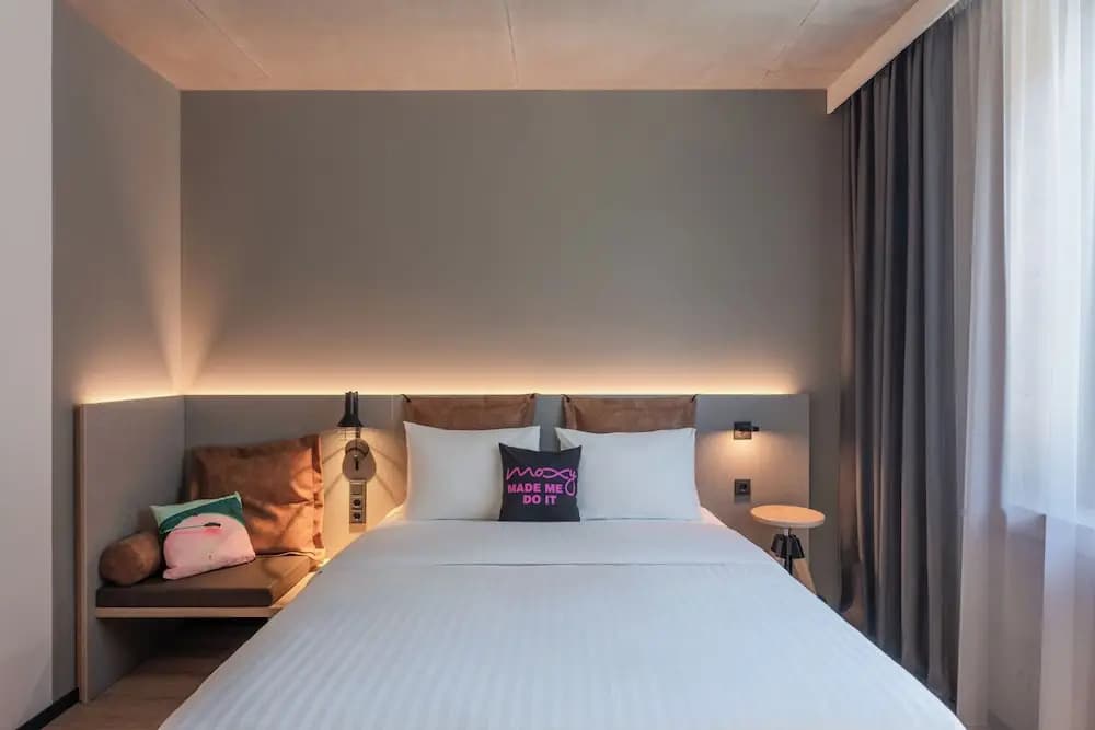 Moxy Budapest Downtown - photo 13