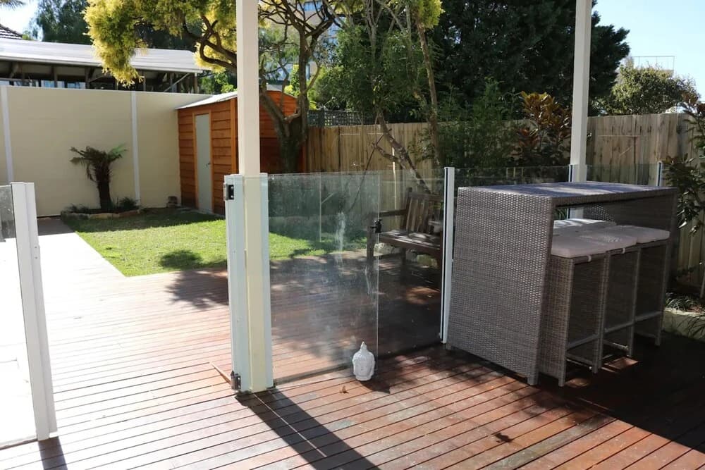 Spacious 4 Bedroom Seaside Gem - photo 18