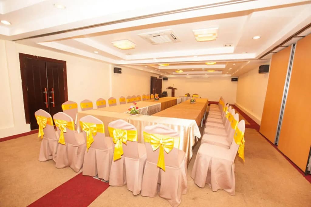 Sao Mai Hotel - photo 25