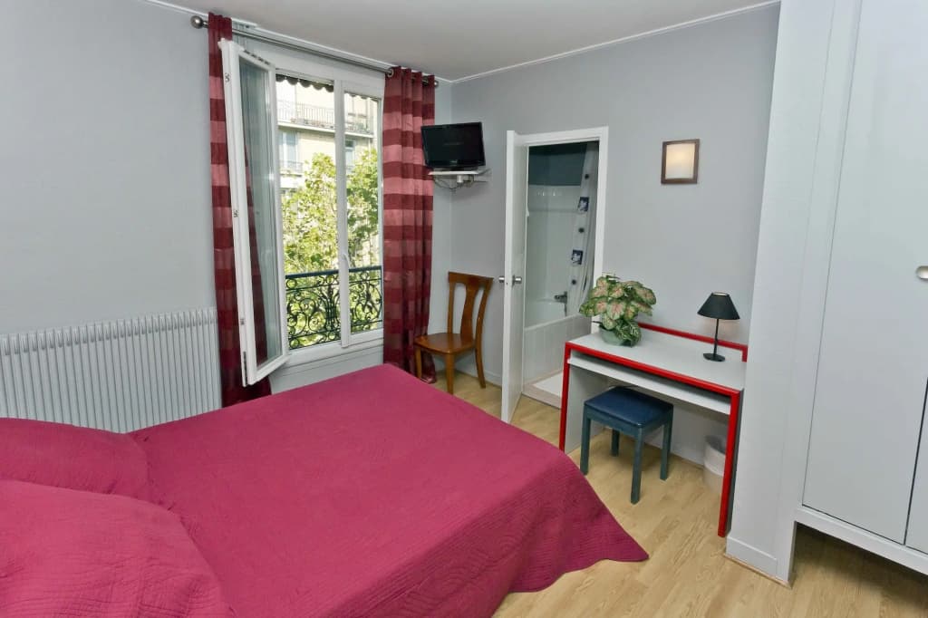 Hipotel Paris Belgrand Marie 20ème - photo 4