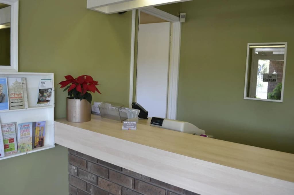 Box Hill Motel - photo 2