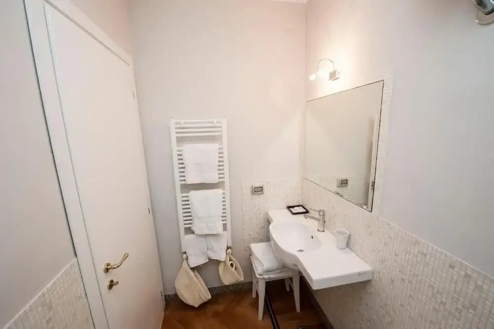 Florian Rooms - photo 8