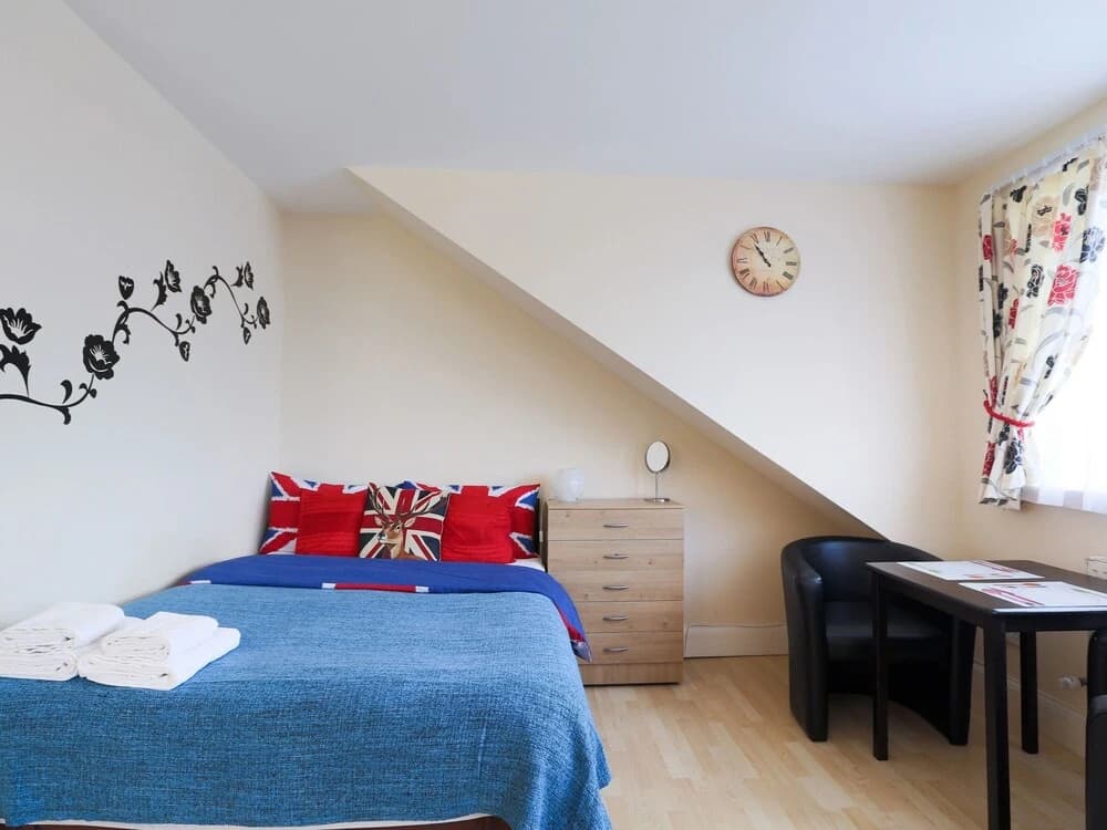 Spacious Studio in Harrow 46c - photo 5