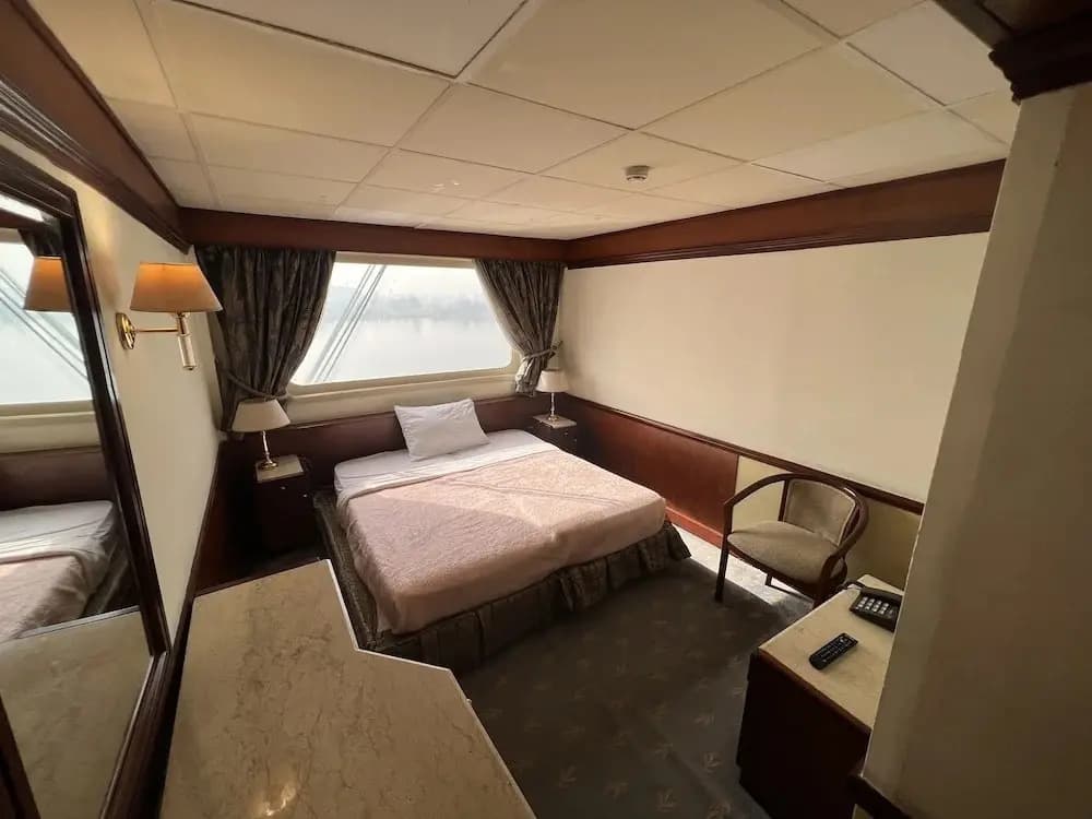 Mimi and Diamond Hotel - photo 2