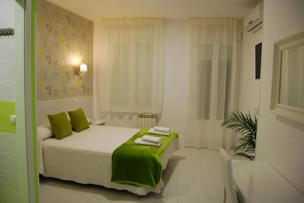 Hostal Petite Maman - photo 22